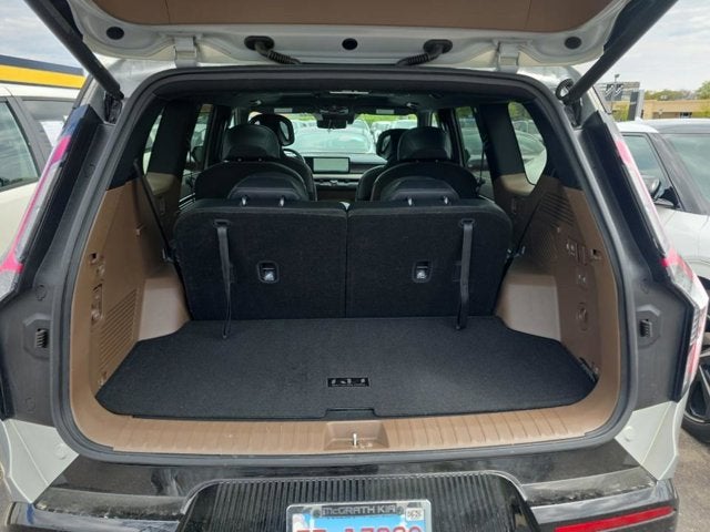2024 Kia EV9 Land