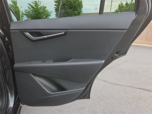 2024 Kia Niro LX