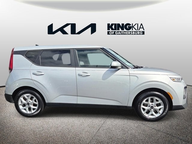 KNDJ23AUXL7086463