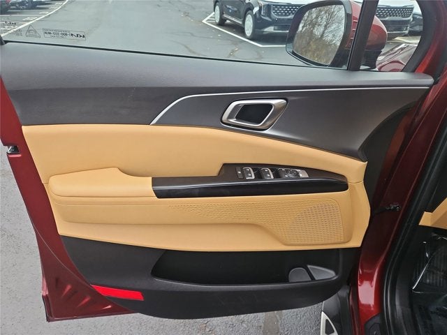 2023 Kia Carnival LX
