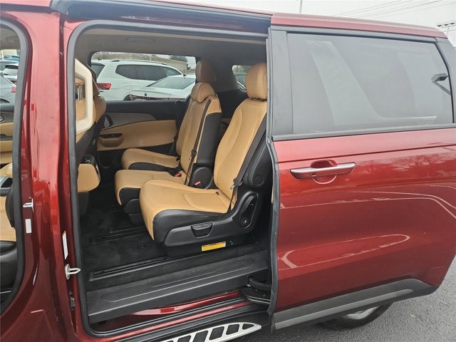 2023 Kia Carnival LX
