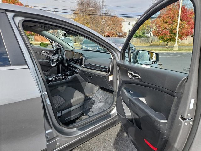 2025 Kia Sportage Hybrid LX