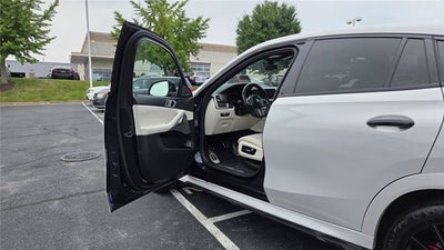 2022 BMW x6 Base