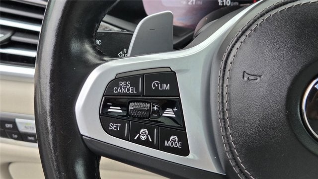 2022 BMW x6 Base