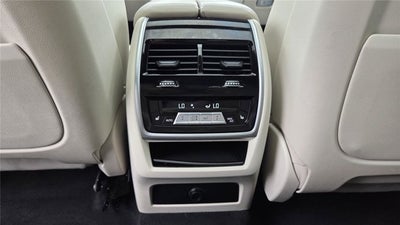 2022 BMW x6 Base