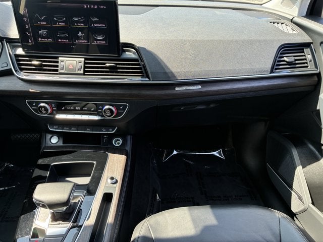 2023 Audi Q5 S line Premium Plus