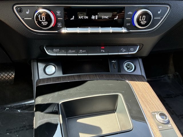 2023 Audi Q5 S line Premium Plus