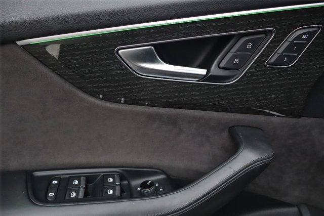 2020 Audi Q8 Prestige