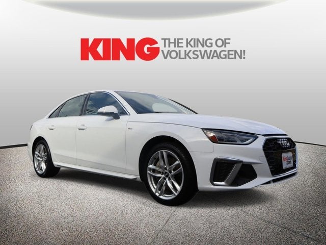 2021 Audi A4 45 quattro S tronic Premium's photo