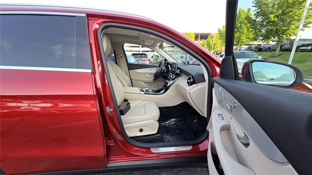 2017 Mercedes-Benz GLC GLC 300