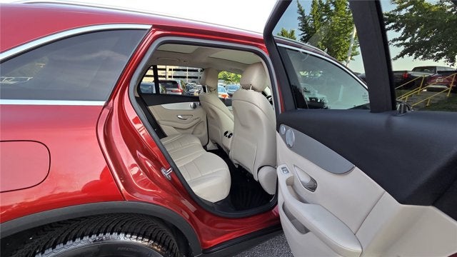 2017 Mercedes-Benz GLC GLC 300