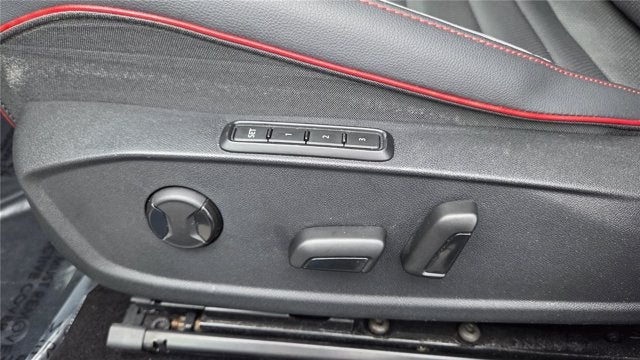 2023 Volkswagen Golf GTI SE