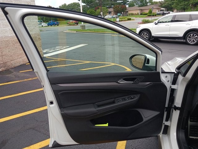 2025 Volkswagen Golf GTI SE