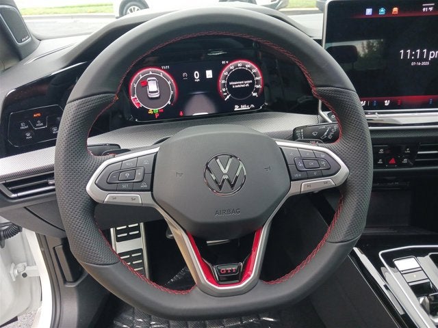 2025 Volkswagen Golf GTI SE