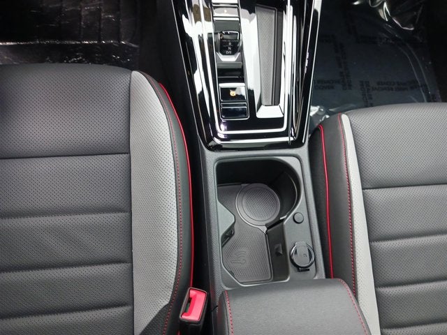 2025 Volkswagen Golf GTI SE