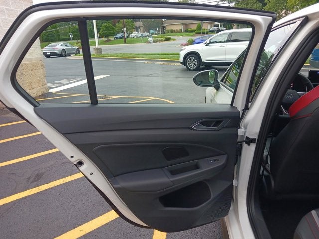 2025 Volkswagen Golf GTI SE