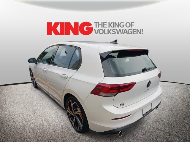 2025 Volkswagen Golf GTI SE