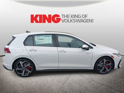 2025 Volkswagen Golf GTI SE