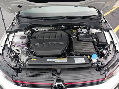 2025 Volkswagen Golf GTI SE