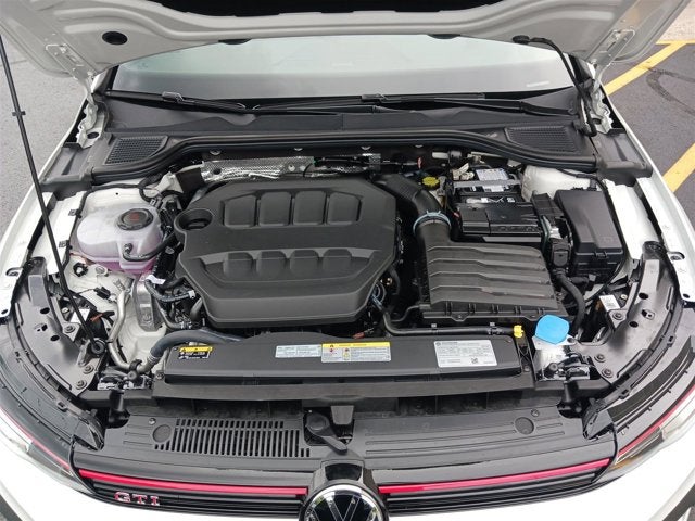 2025 Volkswagen Golf GTI SE