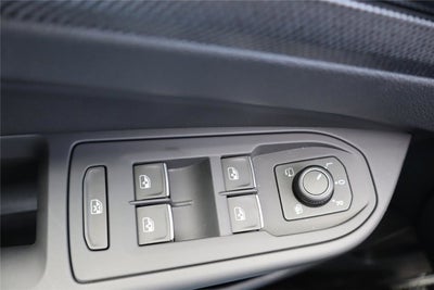 2025 Volkswagen Golf GTI SE