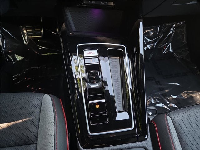 2025 Volkswagen Golf GTI SE