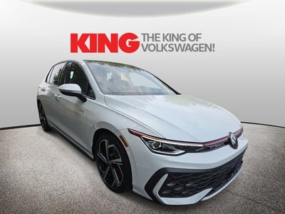 2025 Volkswagen Golf GTI SE