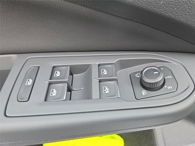 2025 Volkswagen Golf GTI SE