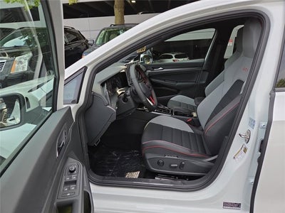 2025 Volkswagen Golf GTI SE