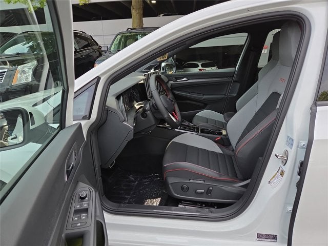 2025 Volkswagen Golf GTI SE