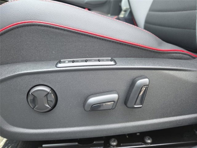 2025 Volkswagen Golf GTI SE