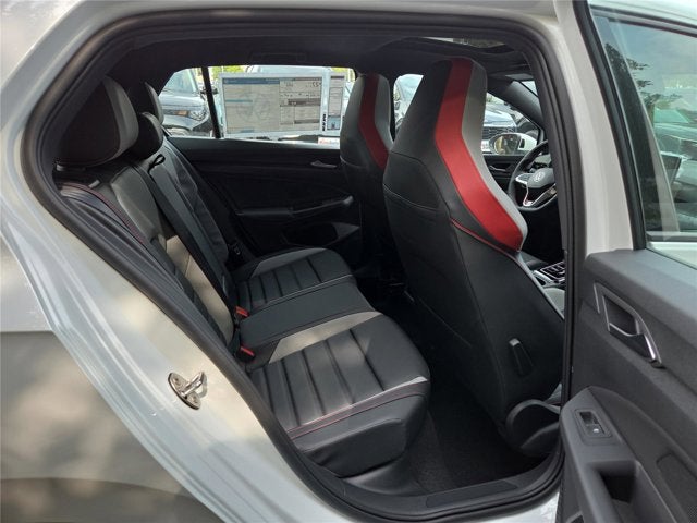 2025 Volkswagen Golf GTI SE