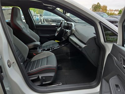 2025 Volkswagen Golf GTI SE