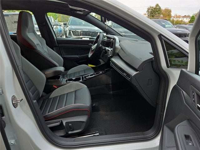 2025 Volkswagen Golf GTI SE