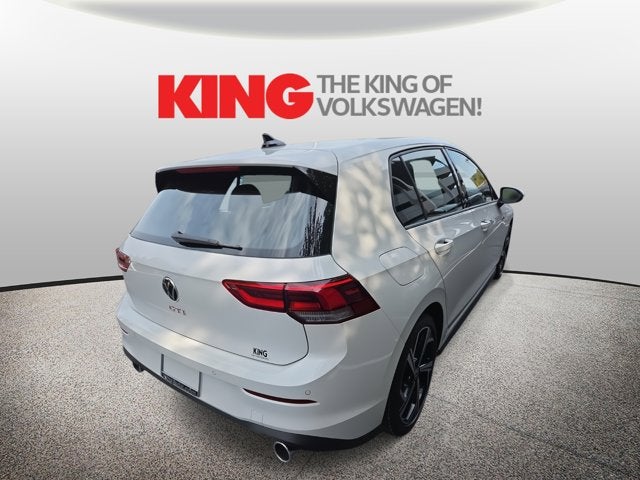 2025 Volkswagen Golf GTI SE