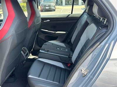 2026 Volkswagen Golf GTI SE