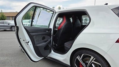 2026 Volkswagen Golf GTI SE