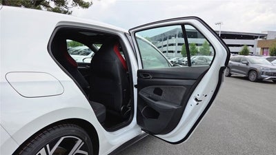 2026 Volkswagen Golf GTI SE