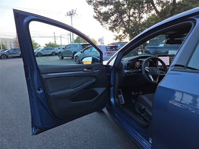 2026 Volkswagen Golf GTI SE