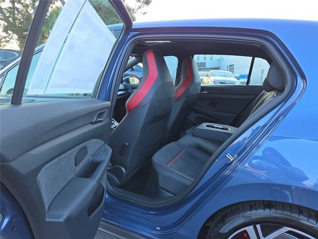 2026 Volkswagen Golf GTI SE