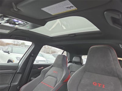 2026 Volkswagen Golf GTI SE