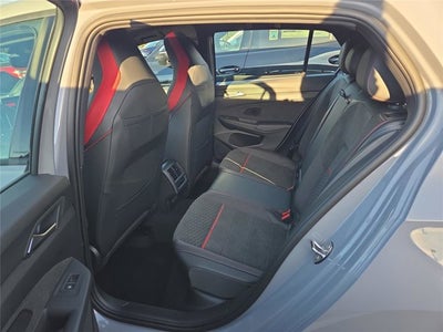 2026 Volkswagen Golf GTI SE