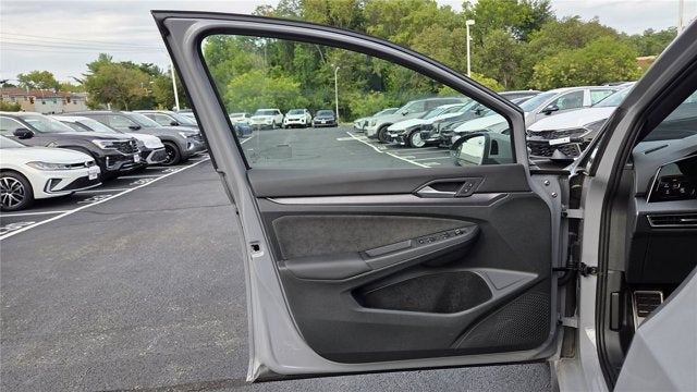 2026 Volkswagen Golf GTI SE