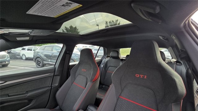2026 Volkswagen Golf GTI SE