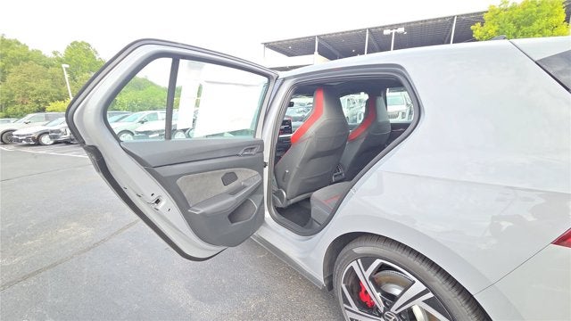 2026 Volkswagen Golf GTI SE