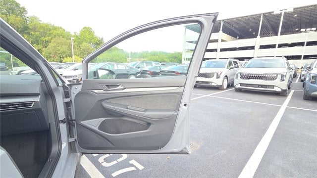 2026 Volkswagen Golf GTI SE