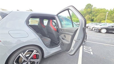 2026 Volkswagen Golf GTI SE