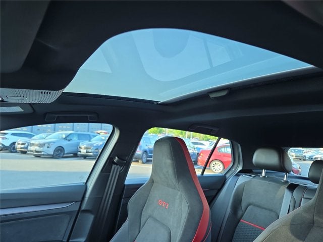 2026 Volkswagen Golf GTI SE