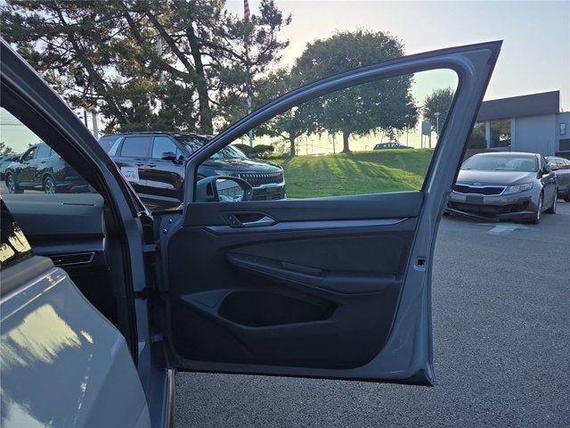 2026 Volkswagen Golf GTI SE
