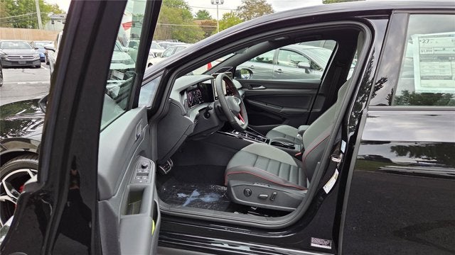 2026 Volkswagen Golf GTI Autobahn